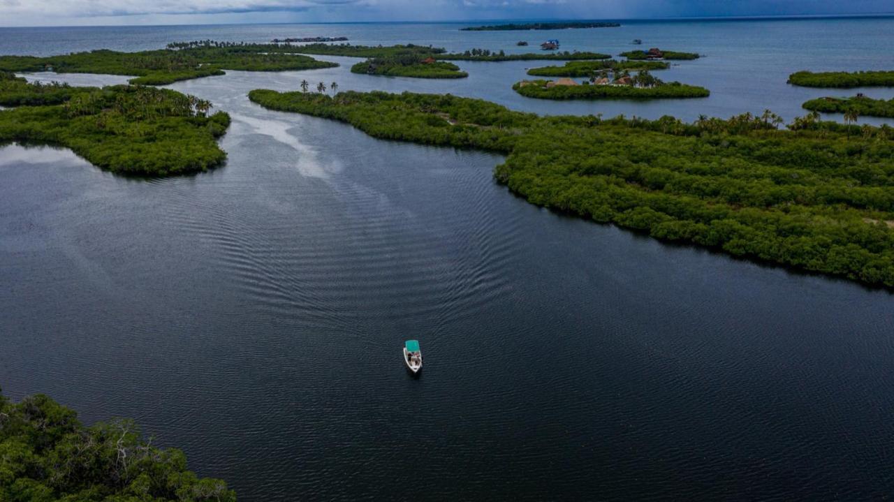 فندق Sal Si Puedes Tintipan Island المظهر الخارجي الصورة